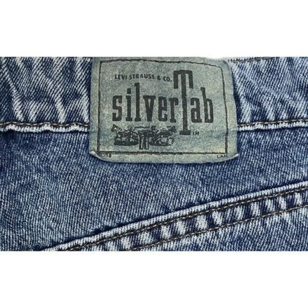 Vintage Levis Silvertab Loose Women's Blue Jeans Medium 13/14 USA 31" x 30" - Picture 5 of 7